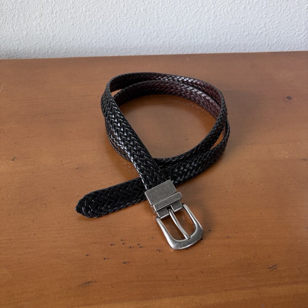 Unbranded Reversible Woven Leather Men’s Dress Belt, Size 32 to 36? Read bellow